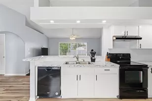 520 Meridan Ave NW, Port Charlotte, FL 33952 - Photo 7