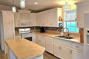 27 Freeman Ave, Punta Gorda, FL 33950 - Photo 7