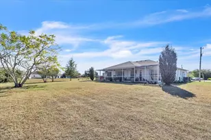 320 Tandil St, Punta Gorda, FL 33983 - Photo 57