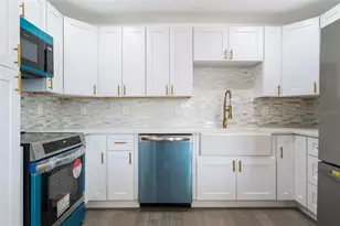 1231 Beacon Dr, Port Charlotte, FL 33952 - Photo 11