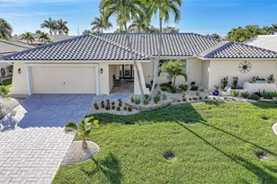 2737 St Thomas Dr, Punta Gorda, FL 33950 - Photo 11