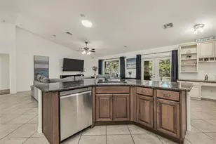 15184 Gulistan Ave, Port Charlotte, FL 33953 - Photo 21