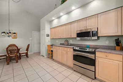 4356 Marcott Circle, Sarasota, FL 34233 - Photo 7