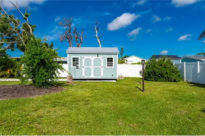 70 Virginia Court, Englewood, FL 34223 - Photo 17