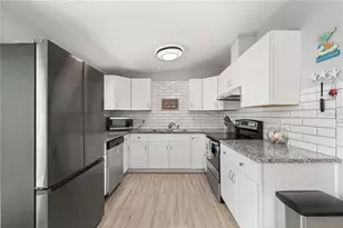 70 Virginia Ct, Englewood, FL 34223 - Photo 13