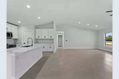 19481 Villanova Avenue, Port Charlotte, FL 33954 - Photo 31