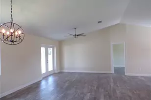 3112 Pinetree St, Port Charlotte, FL 33952 - Photo 9