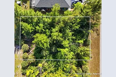 10466 Sunbury Drive, Port Charlotte, FL 33981 - Photo 3