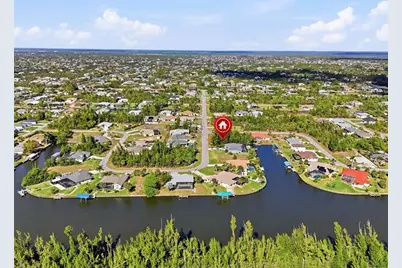 10466 Sunbury Drive, Port Charlotte, FL 33981 - Photo 7