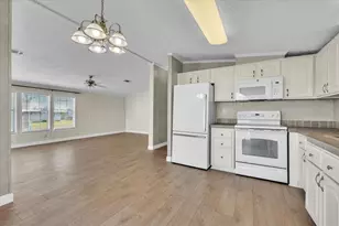 2601 Carl Ave, Punta Gorda, FL 33950 - Photo 9