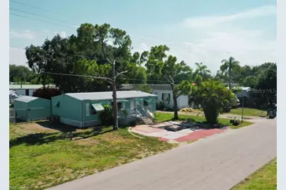 1281 Richmond Avenue, Clewiston, FL 33440 - Photo 1