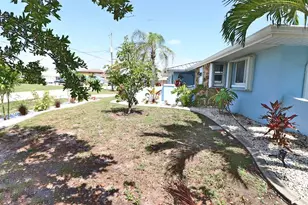 107 Sinclair St SE, Port Charlotte, FL 33952 - Photo 87