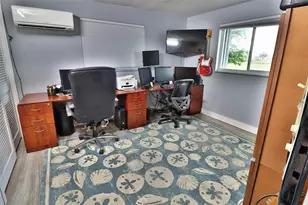 107 Sinclair St SE, Port Charlotte, FL 33952 - Photo 61