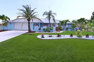 107 Sinclair St SE, Port Charlotte, FL 33952 - Photo 1