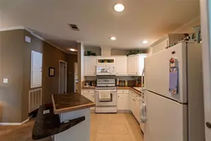 13 Rotterdam Dr, Punta Gorda, FL 33950 - Photo 5