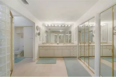 24358 SW Kingsway Circle, Lake Suzy, FL 34269 - Photo 33