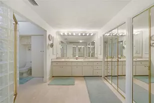 24358 SW Kingsway Cir, Lake Suzy, FL 34269 - Photo 33