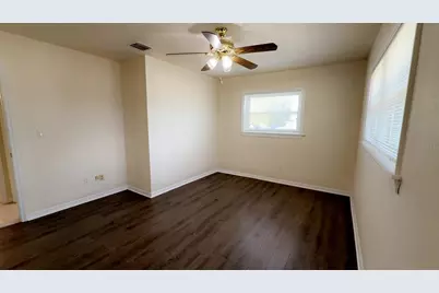 4200 4th Avenue S, Saint Petersburg, FL 33711 - Photo 11