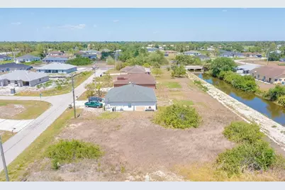 2405/2407 Ansel Avenue S, Lehigh Acres, FL 33973 - Photo 3