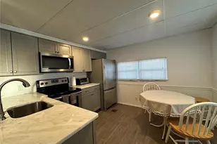 5409 Holiday Park Blvd, North Port, FL 34287 - Photo 9