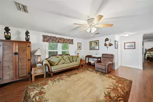 19 Del Prado Dr, Englewood, FL 34223 - Photo 9