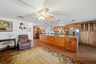 19 Del Prado Dr, Englewood, FL 34223 - Photo 11