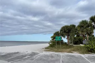 1318 San Mateo Dr, Punta Gorda, FL 33950 - Photo 31