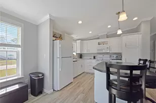 27971 Roanoke Cir, Punta Gorda, FL 33950 - Photo 7