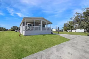 27971 Roanoke Cir, Punta Gorda, FL 33950 - Photo 1