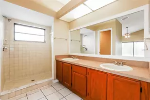 1510 Attleboro Ln, Brandon, FL 33511 - Photo 11