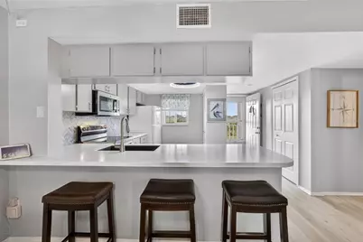 3310 Loveland Boulevard #405, Punta Gorda, FL 33980 - Photo 9