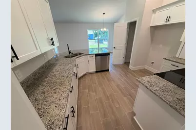 18423 Lamont Avenue, Port Charlotte, FL 33948 - Photo 7