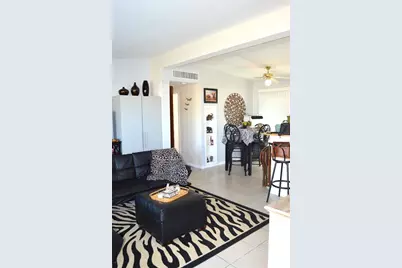 21243 Glendale Avenue, Port Charlotte, FL 33952 - Photo 15