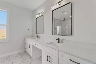 137 Mariner Ln, Rotonda West, FL 33947 - Photo 31