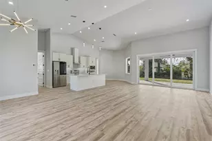 137 Mariner Ln, Rotonda West, FL 33947 - Photo 5