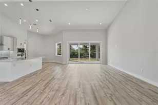 137 Mariner Ln, Rotonda West, FL 33947 - Photo 11