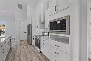 137 Mariner Ln, Rotonda West, FL 33947 - Photo 15