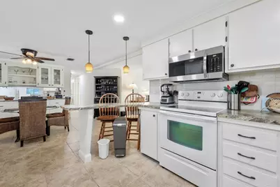 2100 Kings Highway #857, Port Charlotte, FL 33980 - Photo 17