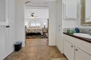 2100 Kings Hwy, Port Charlotte, FL 33980 - Photo 25