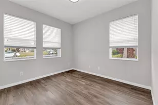 12711 SW Pembroke Cir S, Lake Suzy, FL 34269 - Photo 9