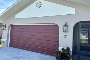 7 Oakland Hills Ct, Rotonda West, FL 33947 - Photo 3