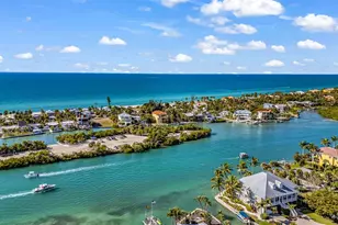 312 Bayshore Rd, Nokomis, FL 34275 - Photo 3