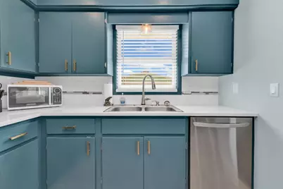 312 Bayshore Road, Nokomis, FL 34275 - Photo 21