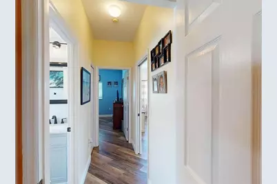 4469 Golden Lake Drive, Sarasota, FL 34233 - Photo 23