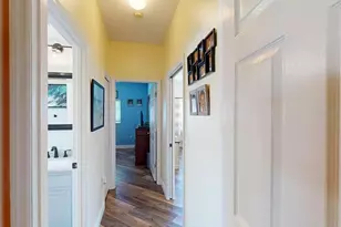 4469 Golden Lake Dr, Sarasota, FL 34233 - Photo 23