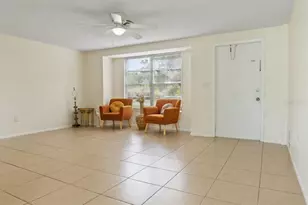 340 Periwinkle Rd, Venice, FL 34293 - Photo 9