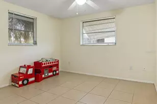 340 Periwinkle Rd, Venice, FL 34293 - Photo 19