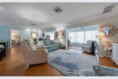5020 Brittany Drive S #324, Saint Petersburg, FL 33715 - Photo 13