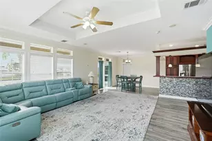 8461 Kinglet Dr, Englewood, FL 34224 - Photo 5