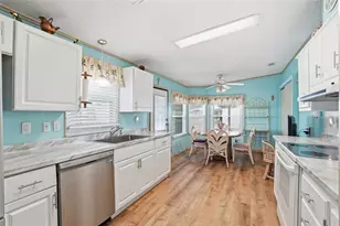 6041 Toucan Dr, Englewood, FL 34224 - Photo 9